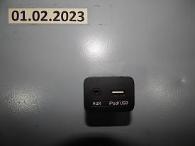 БЛОК AUX И USB (96120-2T200) KIA OPTIMA 3 TF K5 2010-2016